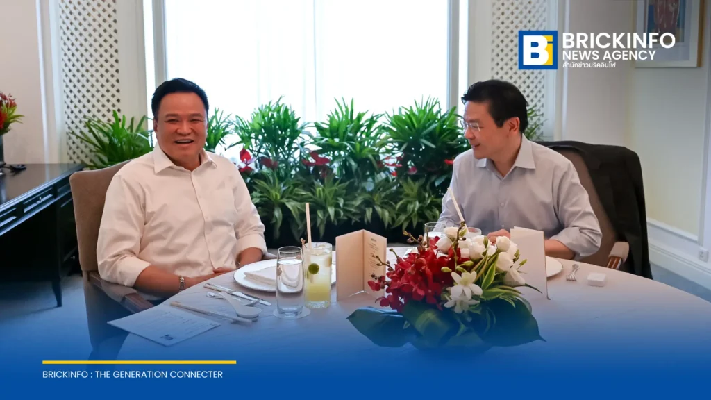 Thai Prime Minister Meets Singaporean Counterpart Before Addressing Forbes Global CEO Conference