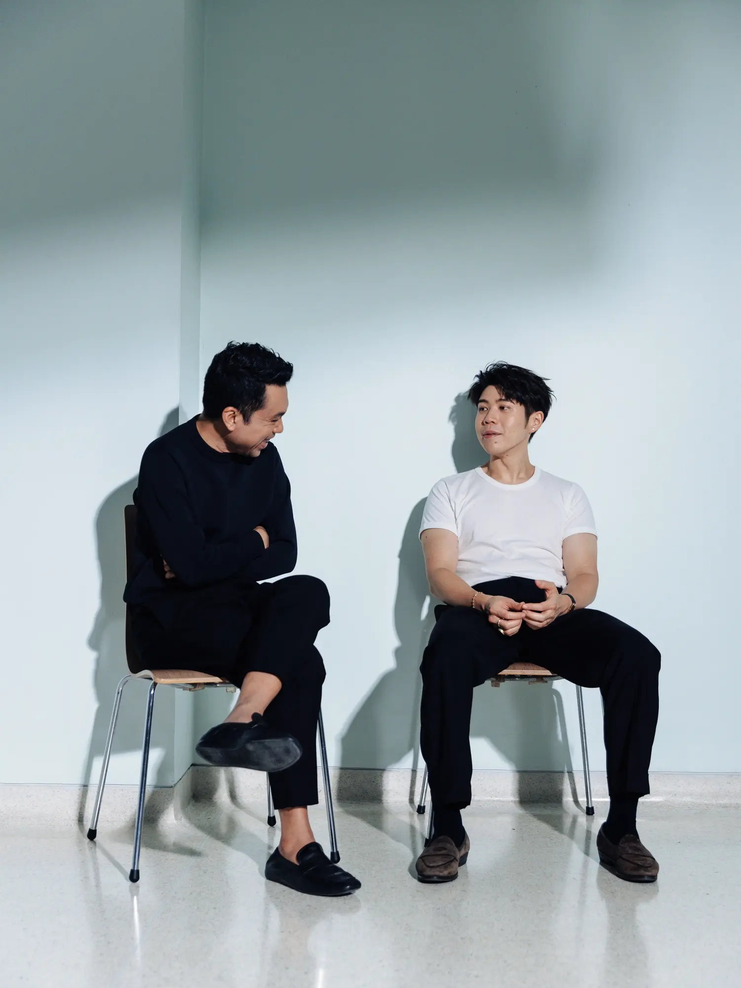อะตอม ชนกันต์ เปิดตัวซิงเกิลใหม่ ข้างเธอ จากอัลบั้ม exit ดึง ป๊อด ธนชัย ร่วมงาน กำหนดปล่อยมิวสิกวิดีโอและสตรีมมิง 15 ตุลาคมนี้