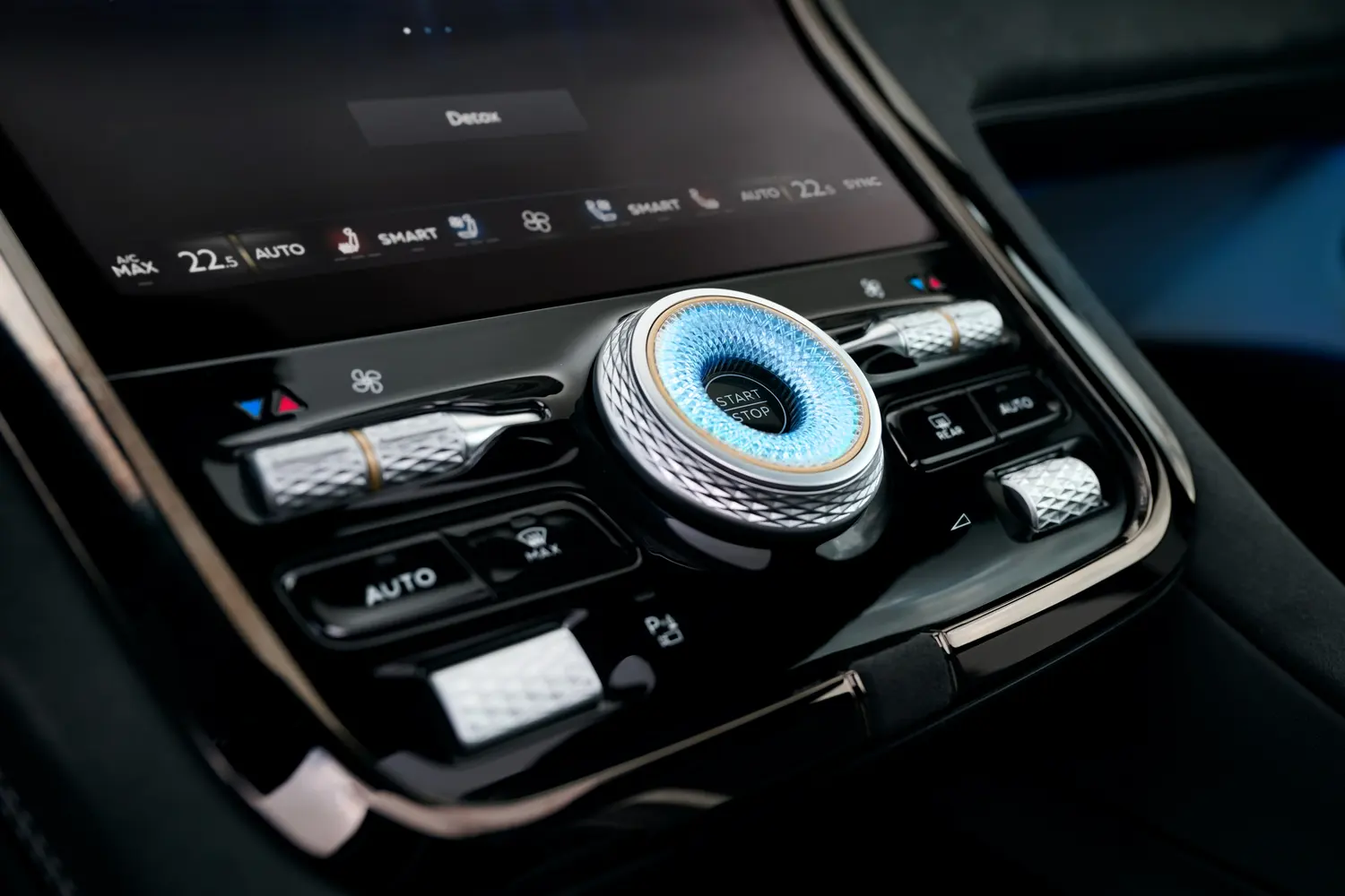 เบนท์ลีย์ แบงค็อก เปิดรับจอง Bentley Torcal รถยนต์พลังงานไฟฟ้า 100% รุ่นแรก กำลังสูงสุด 888 แรงม้า ชาร์จเร็ว 16 นาที ราคาเริ่มต้น 13.89 ล้านบาท