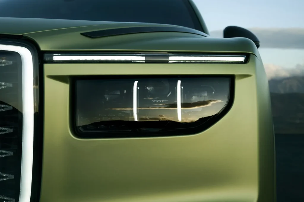 เบนท์ลีย์ แบงค็อก เปิดรับจอง Bentley Torcal รถยนต์พลังงานไฟฟ้า 100% รุ่นแรก กำลังสูงสุด 888 แรงม้า ชาร์จเร็ว 16 นาที ราคาเริ่มต้น 13.89 ล้านบาท