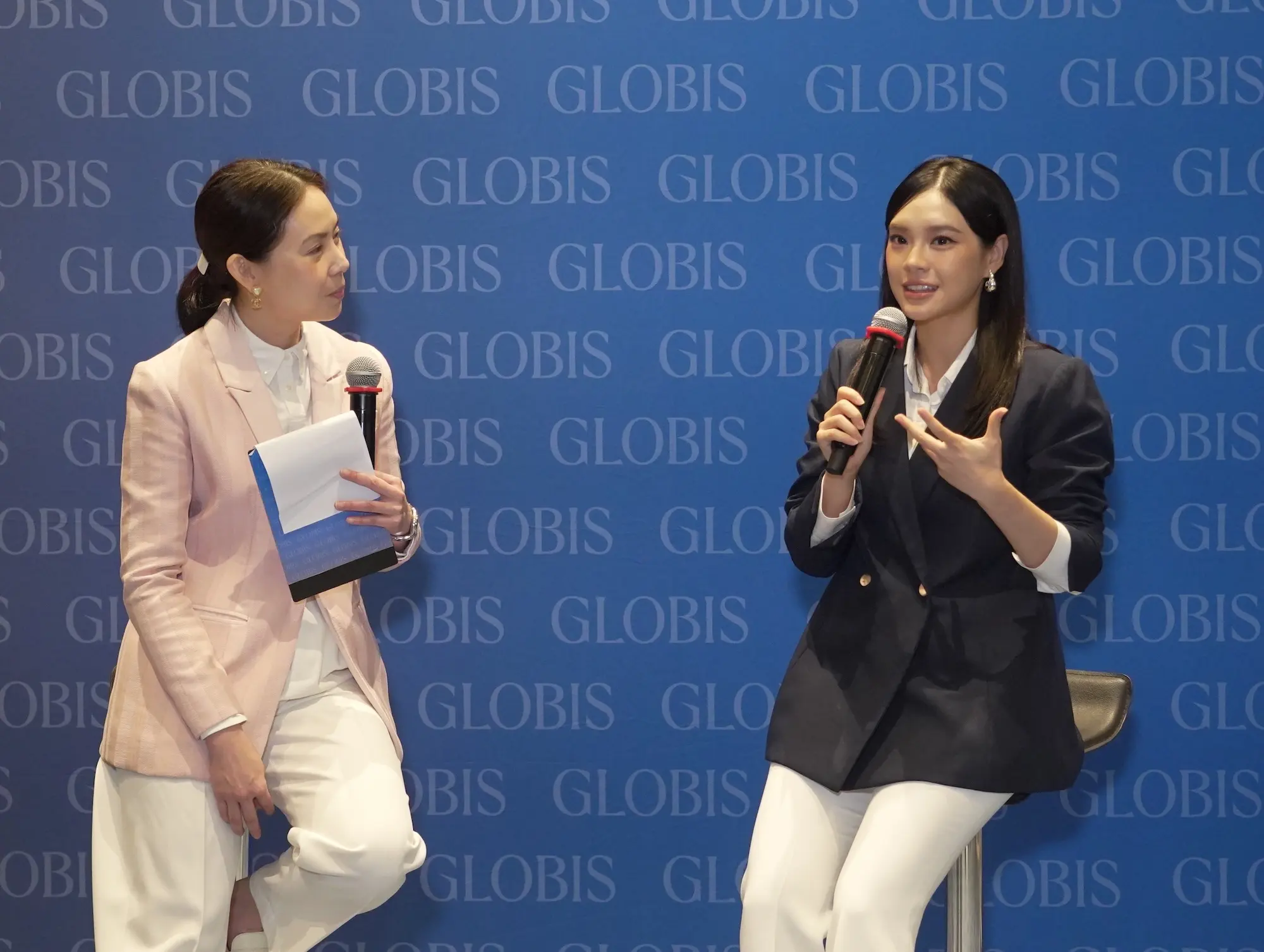 เฌอปราง อารีย์กุล สำเร็จการศึกษาปริญญาโท MBA จาก GLOBIS University ญี่ปุ่น พร้อมรับหน้าที่ GLOBIS Ambassador คนแรกของไทย เตรียมต่อยอดบริหารธุรกิจบันเทิง
