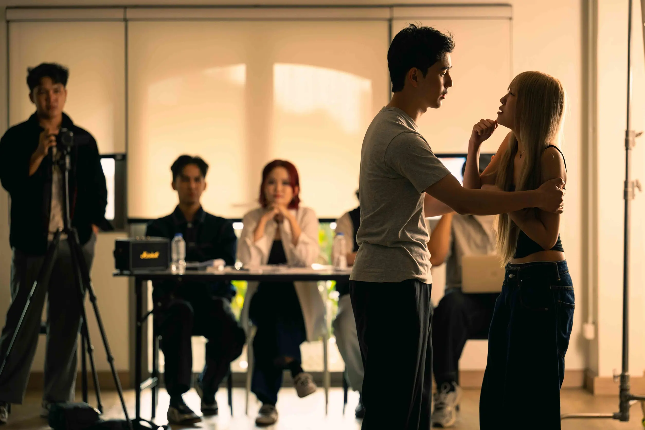 CHILAX ปล่อยซิงเกิลใหม่ จบแบบนี้ดีสุดแล้ว ซิงเกิลลำดับที่ 2 จาก EP Echo ถ่ายทอดมุมมองการเลิกราผ่านแนวดนตรี Cinematic Pop Rock ในรอบ 2 ปี