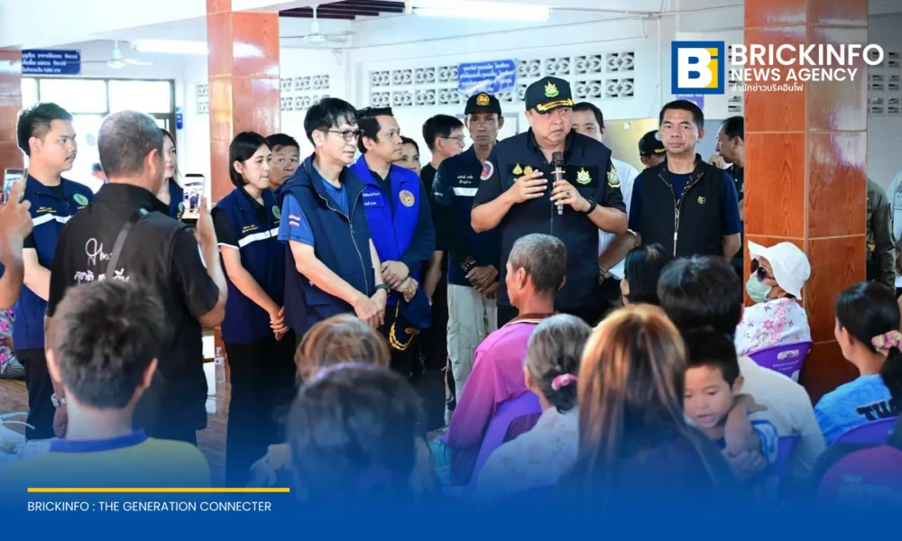 คณะรัฐมนตรีลงพื้นที่ติดตามสถานการณ์น้ำท่วมปราจีนบุรี ระดมแจกจ่ายอาหารและสิ่งจำเป็นแก่ประชาชนในพื้นที่น้ำท่วมสูงและจุดที่การเดินทางถูกตัดขาด
