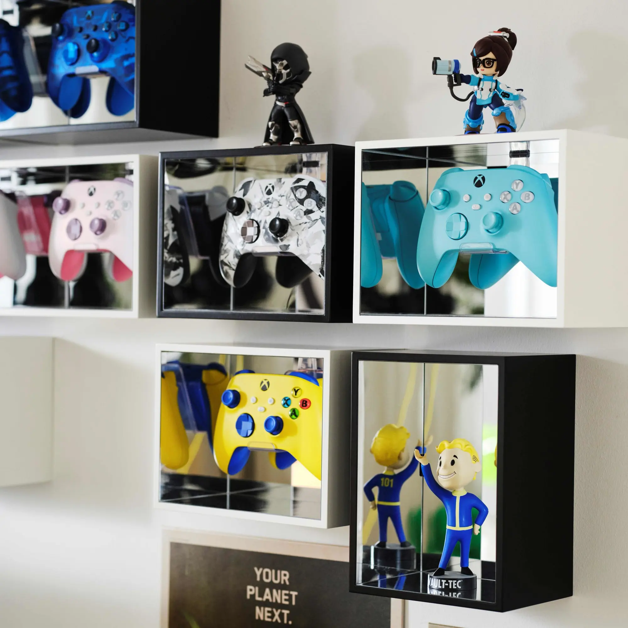อิเกีย ประเทศไทย ร่วมมือกับ Xbox เปิดตัวคอลเลกชันเฟอร์นิเจอร์เกมมิง YXSTABY รวม 13 รายการ ชูดีไซน์สแกนดิเนเวียพร้อมฟังก์ชันจัดเก็บ เริ่มจำหน่าย 15 ต.ค. 2569