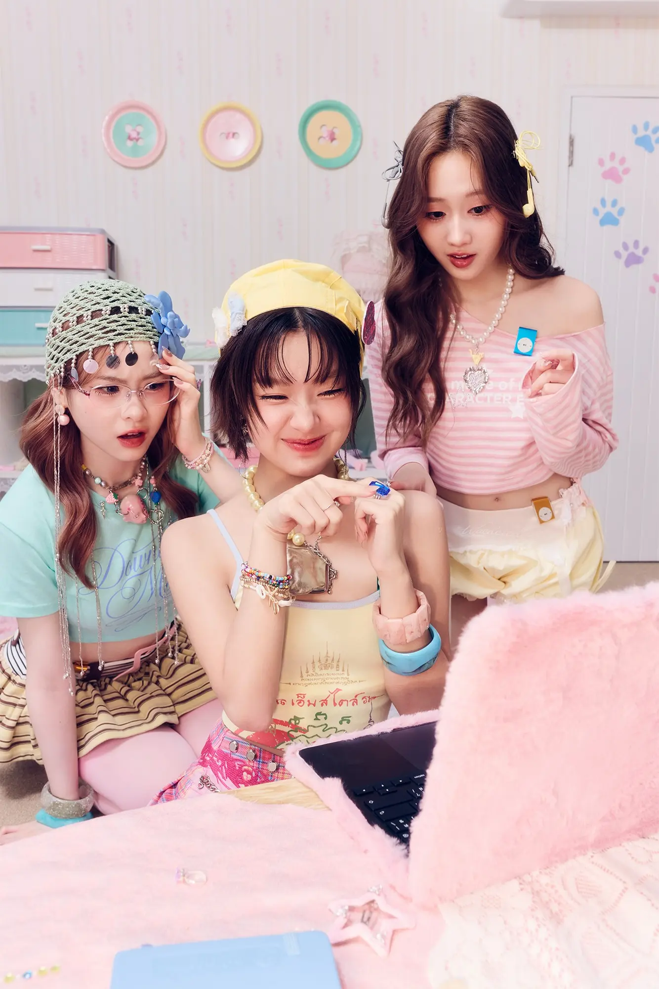 ily เกิร์ลกรุ๊ป 3 สมาชิกจากค่าย XOXO Entertainment เปิดตัวซิงเกิลที่ 6 เพลง คิตตี้บอย แนวเพลง Teen Pop ได้ แจ๊ป The Richman Toy และ PHAT55 นั่งแท่นโปรดิวเซอร์