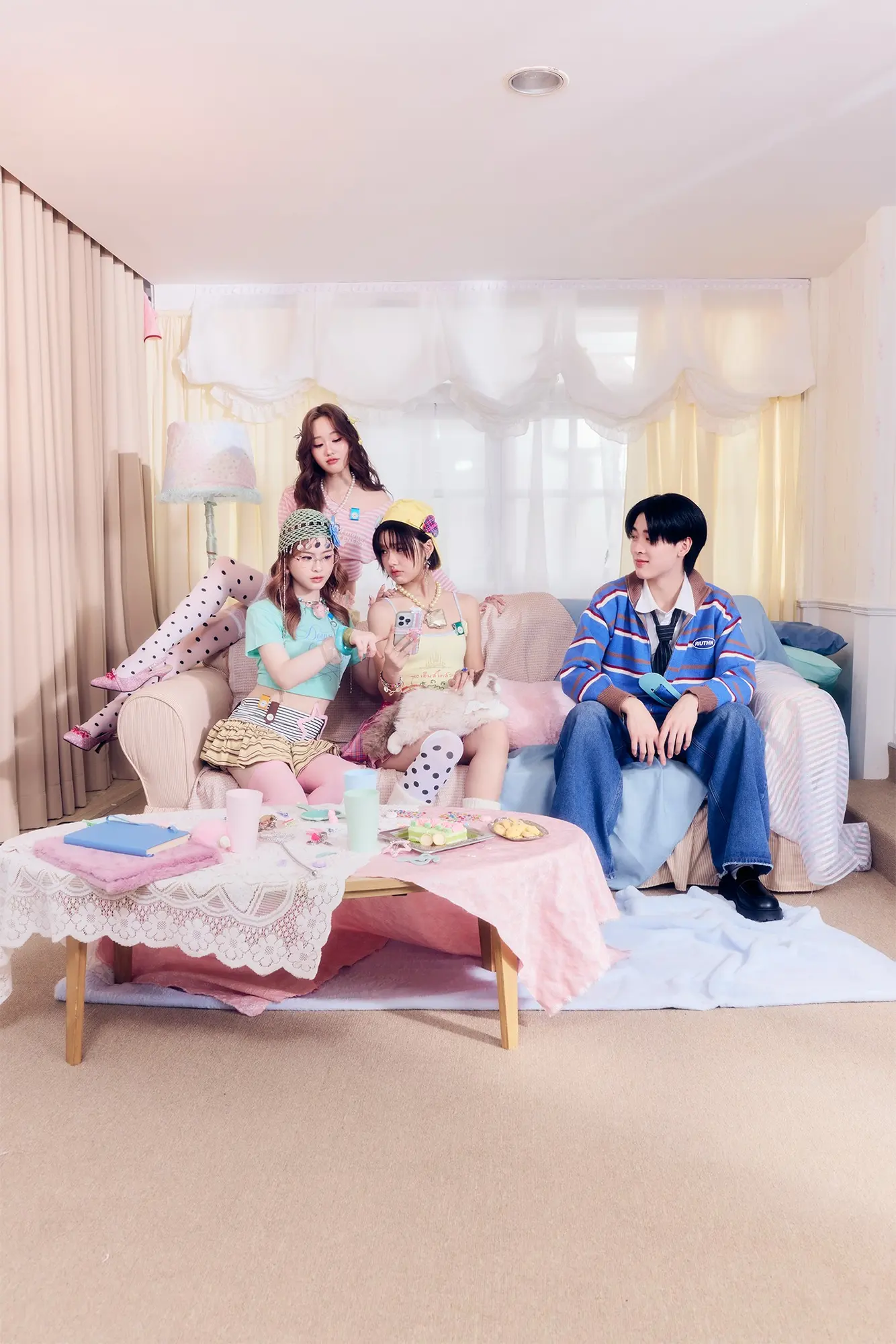 ily เกิร์ลกรุ๊ป 3 สมาชิกจากค่าย XOXO Entertainment เปิดตัวซิงเกิลที่ 6 เพลง คิตตี้บอย แนวเพลง Teen Pop ได้ แจ๊ป The Richman Toy และ PHAT55 นั่งแท่นโปรดิวเซอร์