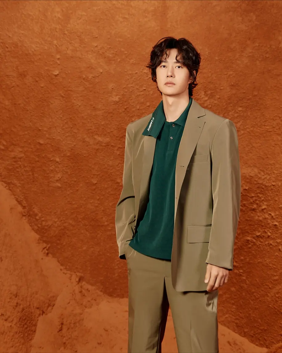 หวังอี้ป๋อ คิมเบอร์ลี่ และใหม่ ดาวิกา เข้าร่วมชมแฟชั่นโชว์ LACOSTE คอลเลกชัน Spring-Summer 2027 ภายใต้แนวคิด Dress Code: No White Required ณ กรุงปารีส