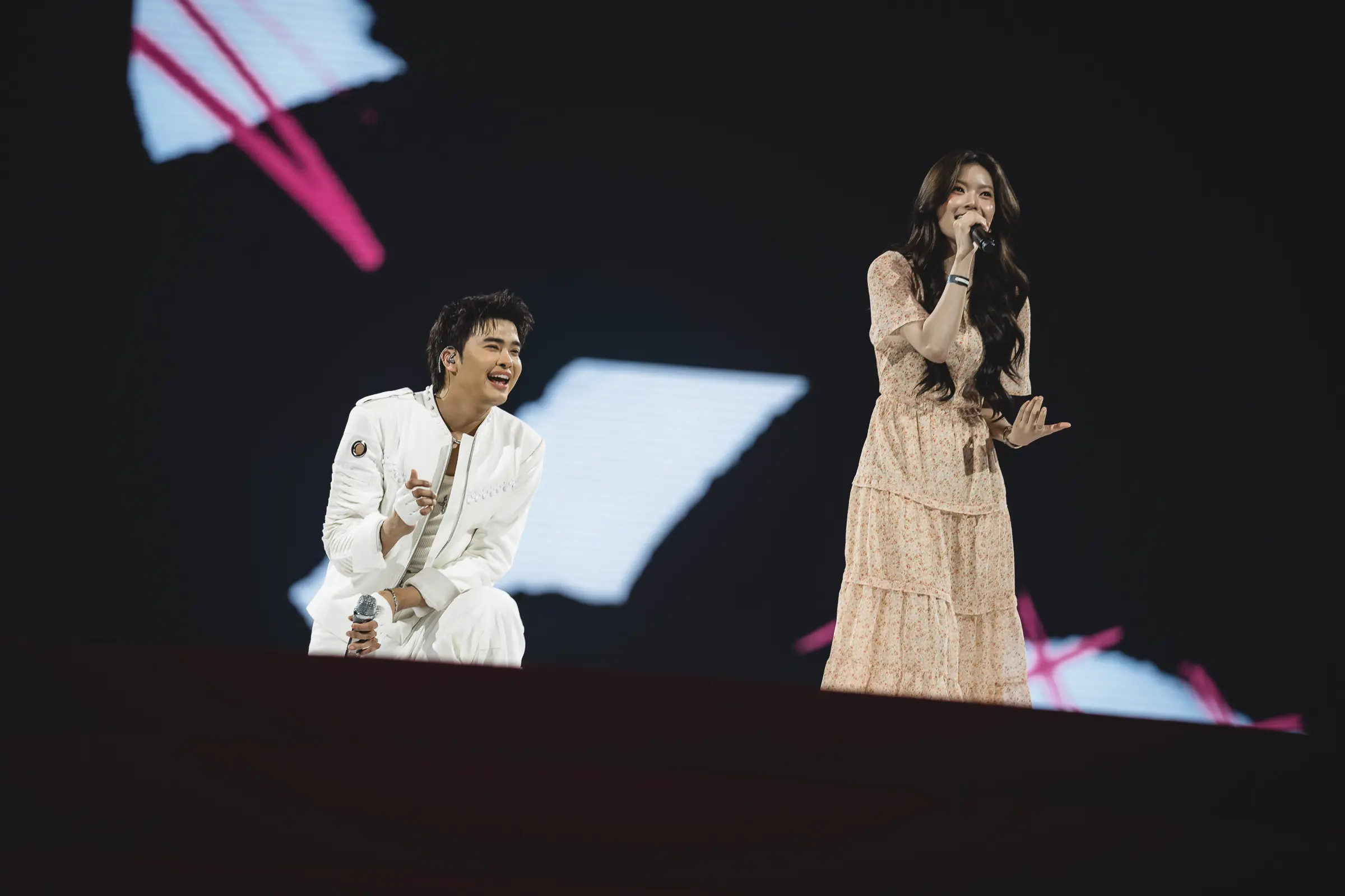 นนท์ ธนนท์ ปิดฉากคอนเสิร์ต ARENA ENCORE ที่อิมแพ็ค อารีน่า พร้อมประกาศจัดคอนเสิร์ต EP.04 ณ ราชมังคลากีฬาสถาน ฉลองก้าวสู่ปีที่ 15 บนเส้นทางดนตรี