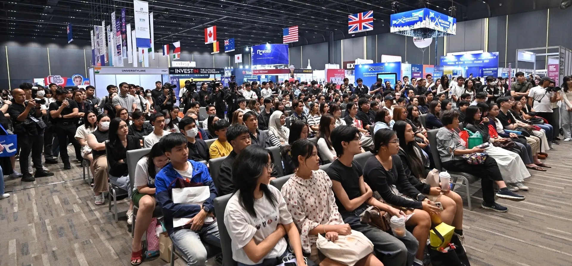 สำนักงาน ก.พ. เตรียมจัดงาน OCSC International Education Expo 2026 มหกรรมศึกษาต่อต่างประเทศ รวบรวมกว่า 270 สถาบันจาก 28 ประเทศ 14-15 พ.ย. นี้ ที่สยามพารากอน