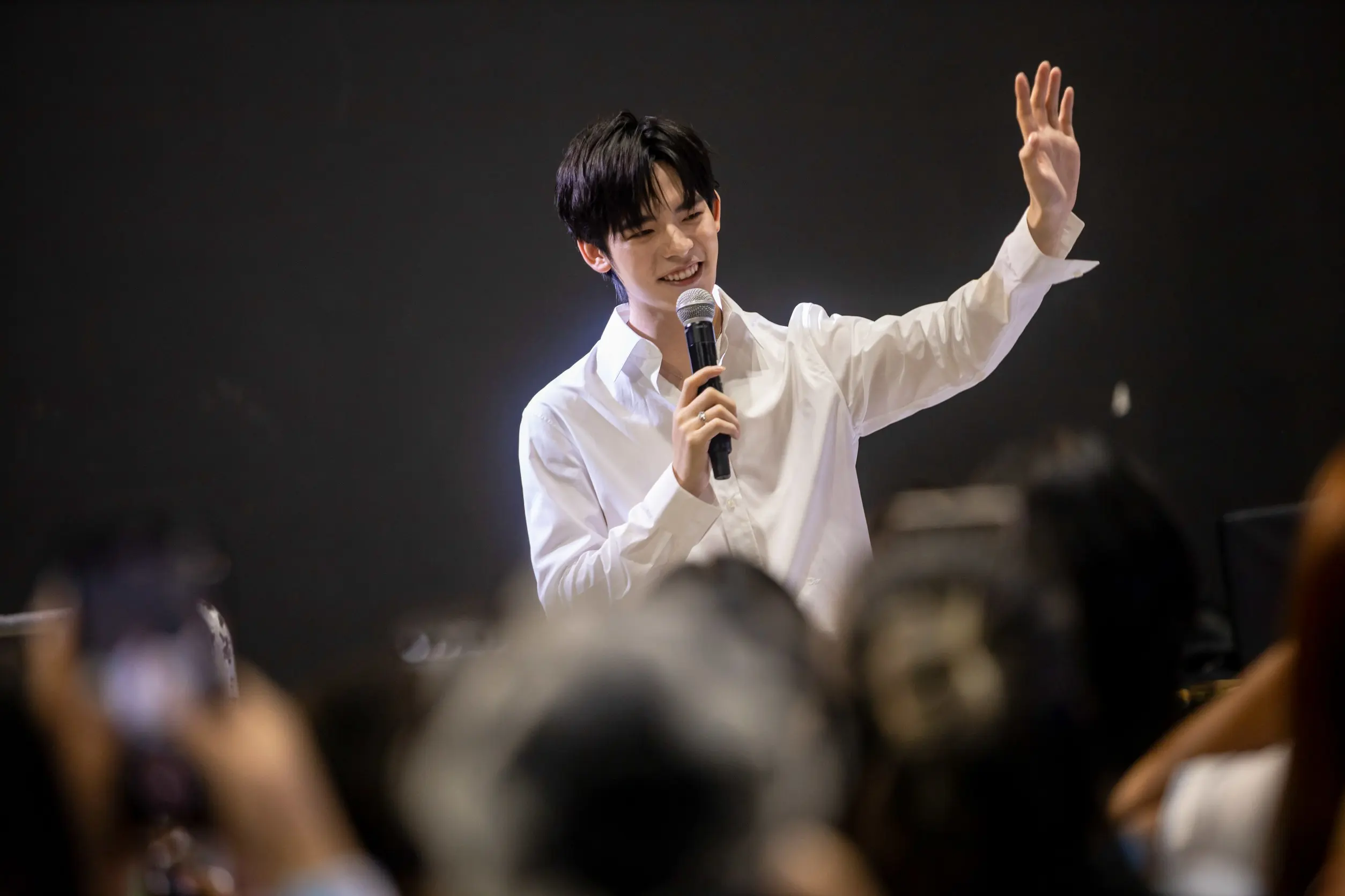 ป๋อ ศุภการ จิรโชติกุล จัดงานฉลองวันเกิดล่วงหน้า Happy Por Day แฟนคลับกลุ่มวาวาร่วมงานแน่น พร้อมมอบช่อเงินมูลค่ารวมกว่า 5 ล้านบาท ณ เดอะมอลล์ไลฟ์สโตร์ บางกะปิ