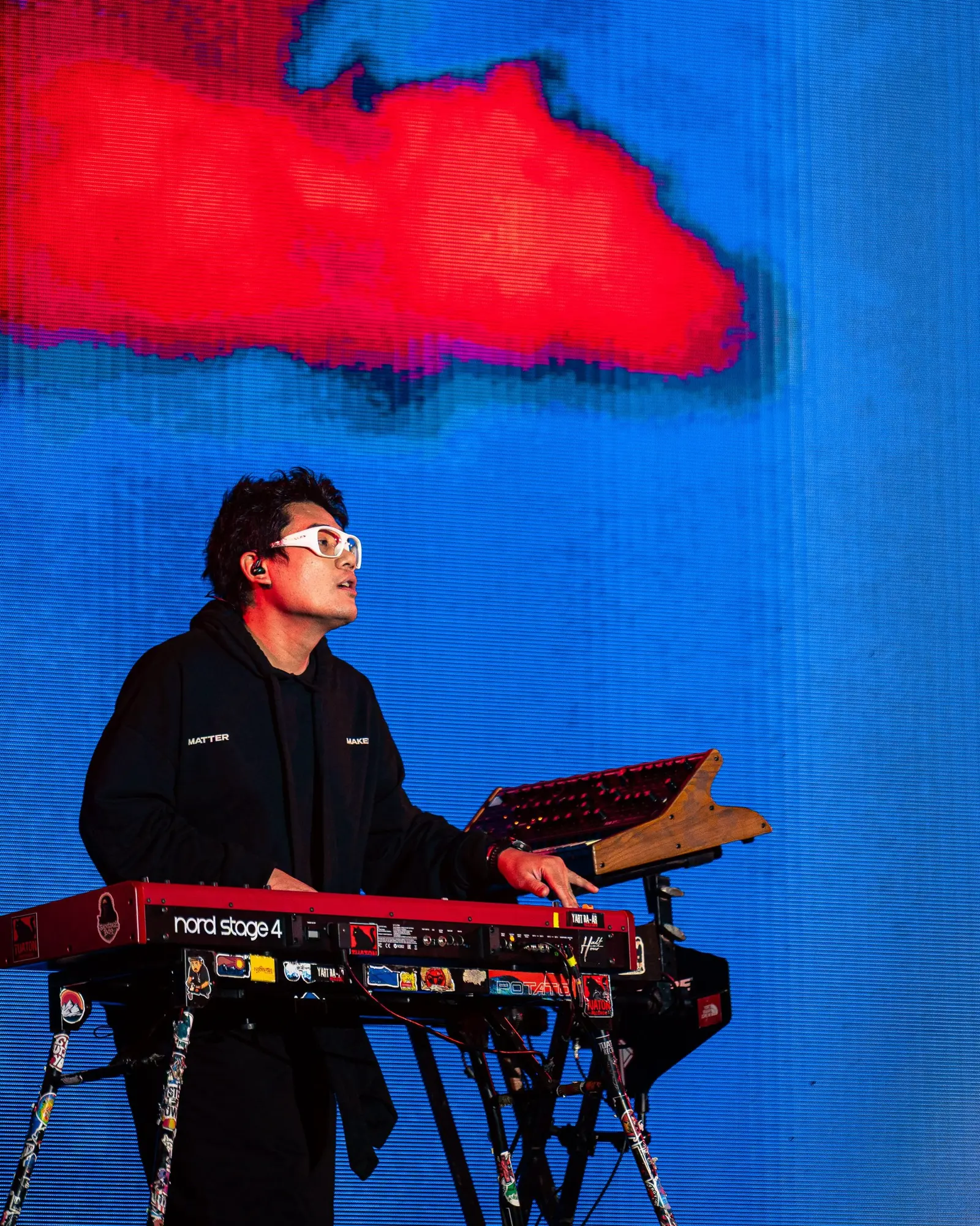 วง POTATO ขึ้นเป็นแขกรับเชิญพิเศษใน PERSES ‘UNCENSORED’ CONCERT พร้อมเปิดตัวเพลงใหม่ บางกรอบ Feat. PERSES บนเวทีเป็นครั้งแรก