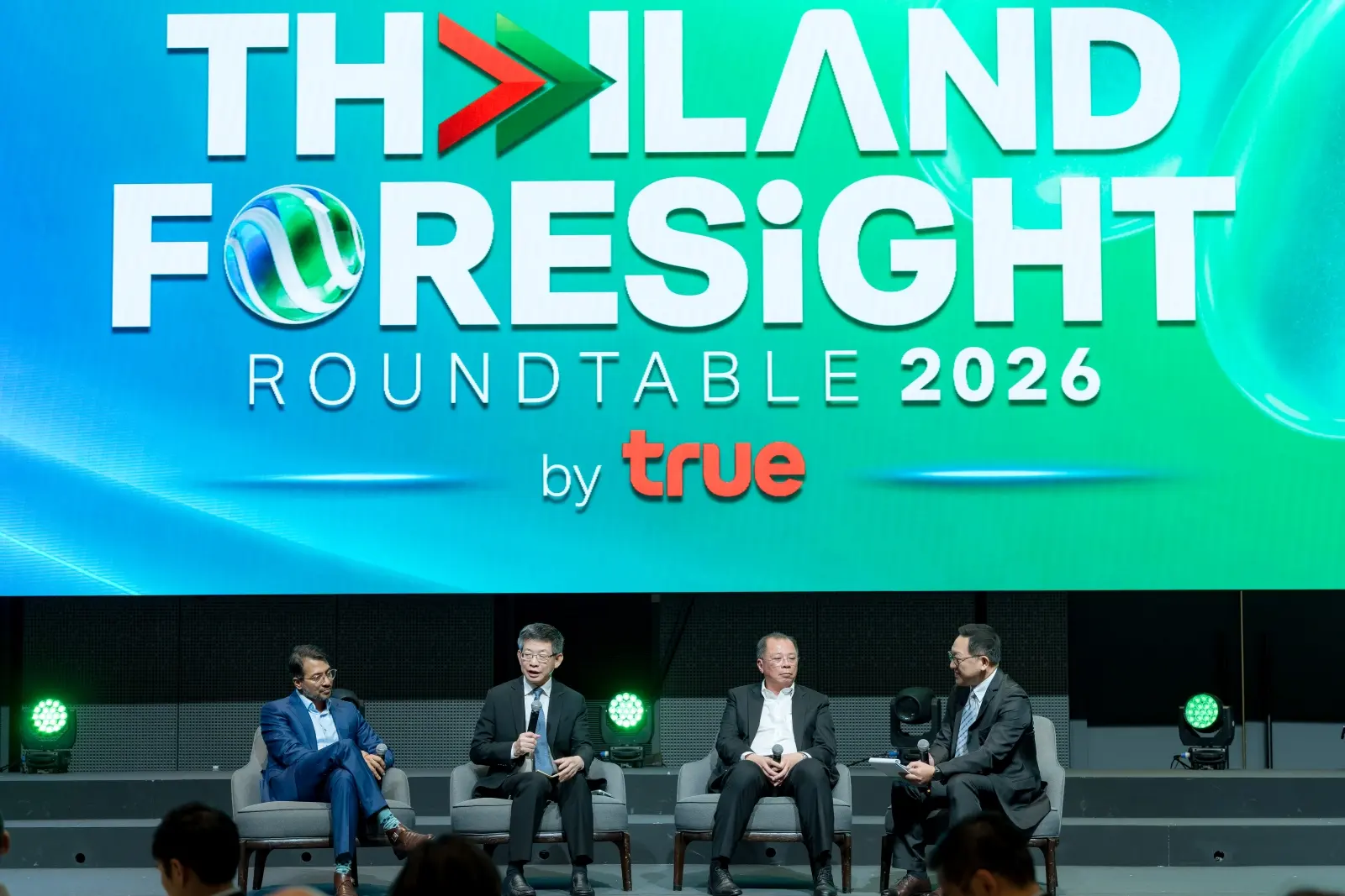 เวที Thailand Foresight Roundtable 2026 ชี้ทางรอดเศรษฐกิจไทยยุค Next Intelligence Economy เร่งเพิ่มสัดส่วนพลังงานสะอาดแตะ 50% รับการลงทุน AI และ Data Center