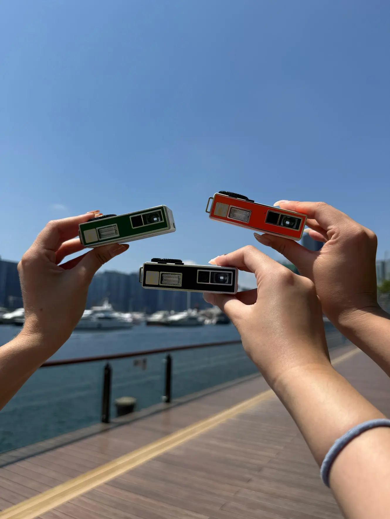 YASHICA เผยโฉม Y16 Pocket Camera กล้องดิจิทัลคอมแพกต์ดีไซน์ย้อนยุคปี 1959 มาพร้อมเซนเซอร์ 12MP แฟลช Xenon 3 ระดับ เตรียมเปิดสั่งจองล่วงหน้าตุลาคมนี้
