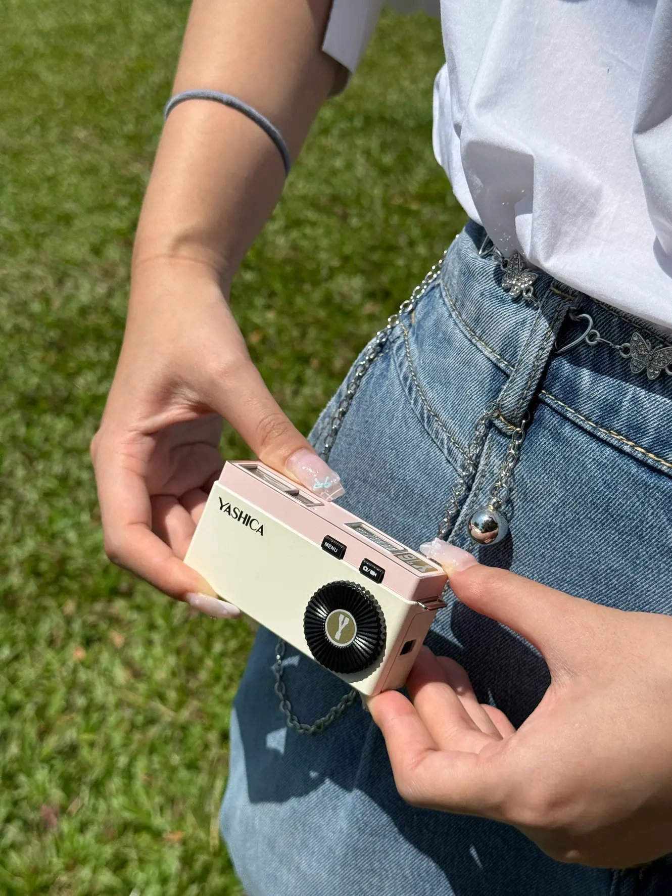 YASHICA เผยโฉม Y16 Pocket Camera กล้องดิจิทัลคอมแพกต์ดีไซน์ย้อนยุคปี 1959 มาพร้อมเซนเซอร์ 12MP แฟลช Xenon 3 ระดับ เตรียมเปิดสั่งจองล่วงหน้าตุลาคมนี้